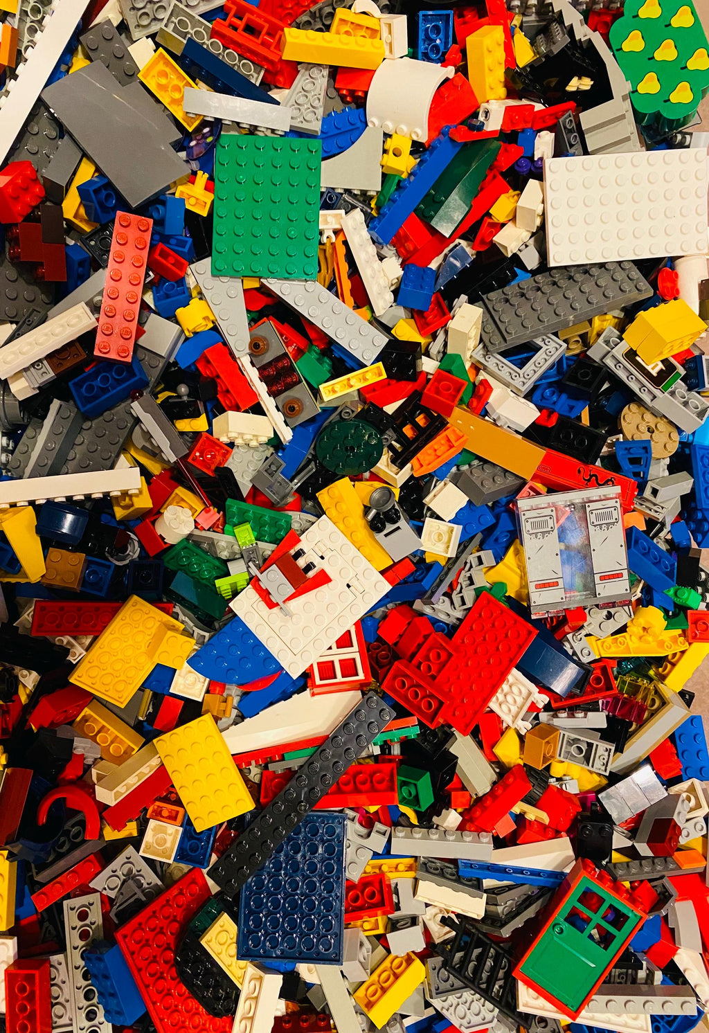 Bulk Lego for Free Play Building, MOC, STEM, Classroom and Educational Play!! - 2lbs