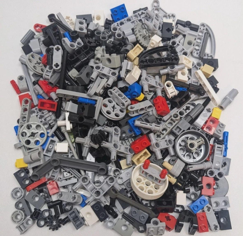 600+ LEGO® Technic Parts Lot – Pins, Axles, Connectors for MOCs