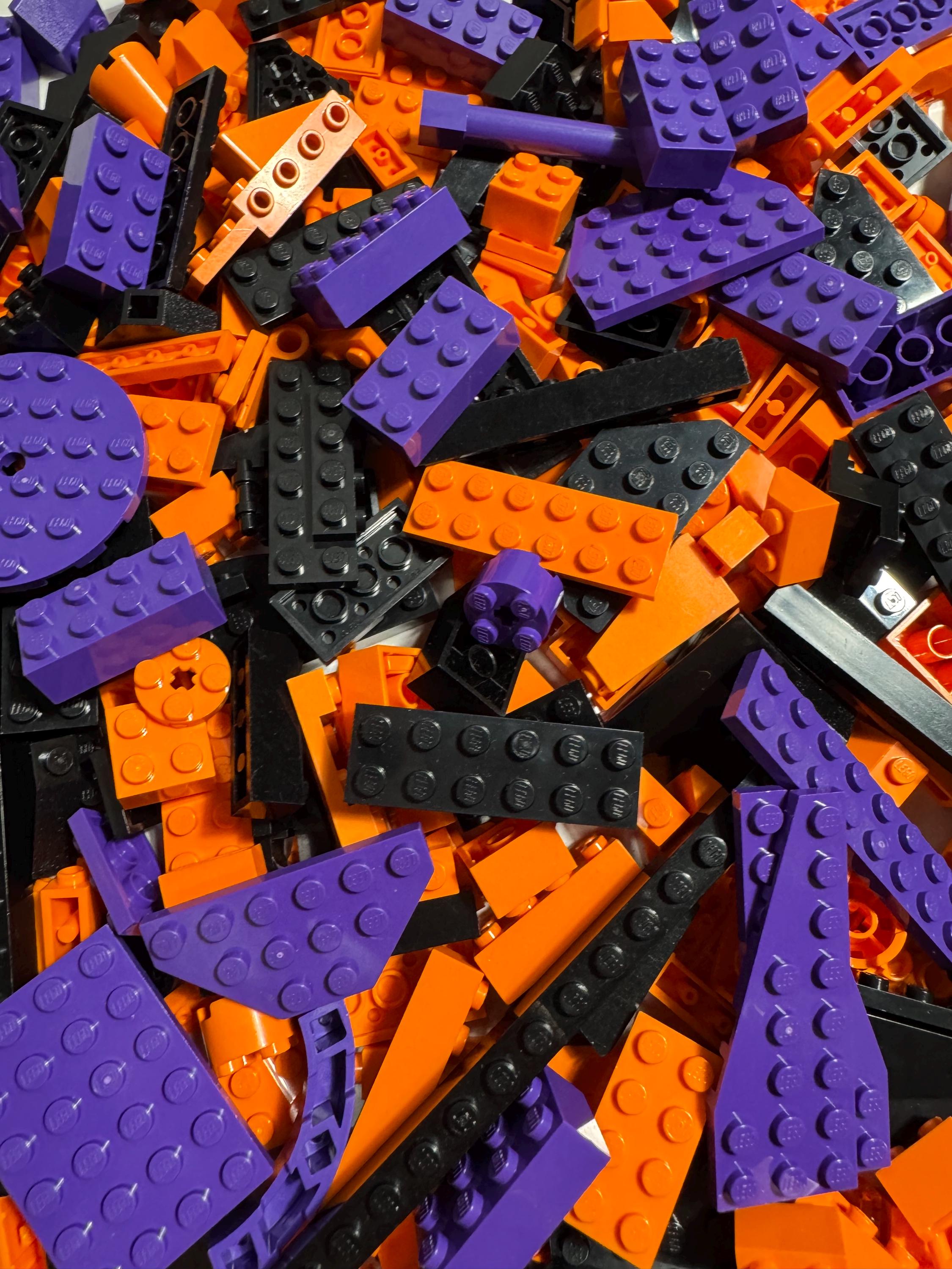 Halloween LEGO Mix Orange Black & Purple Parts Set of 100 Pieces - Handpicked and Curated