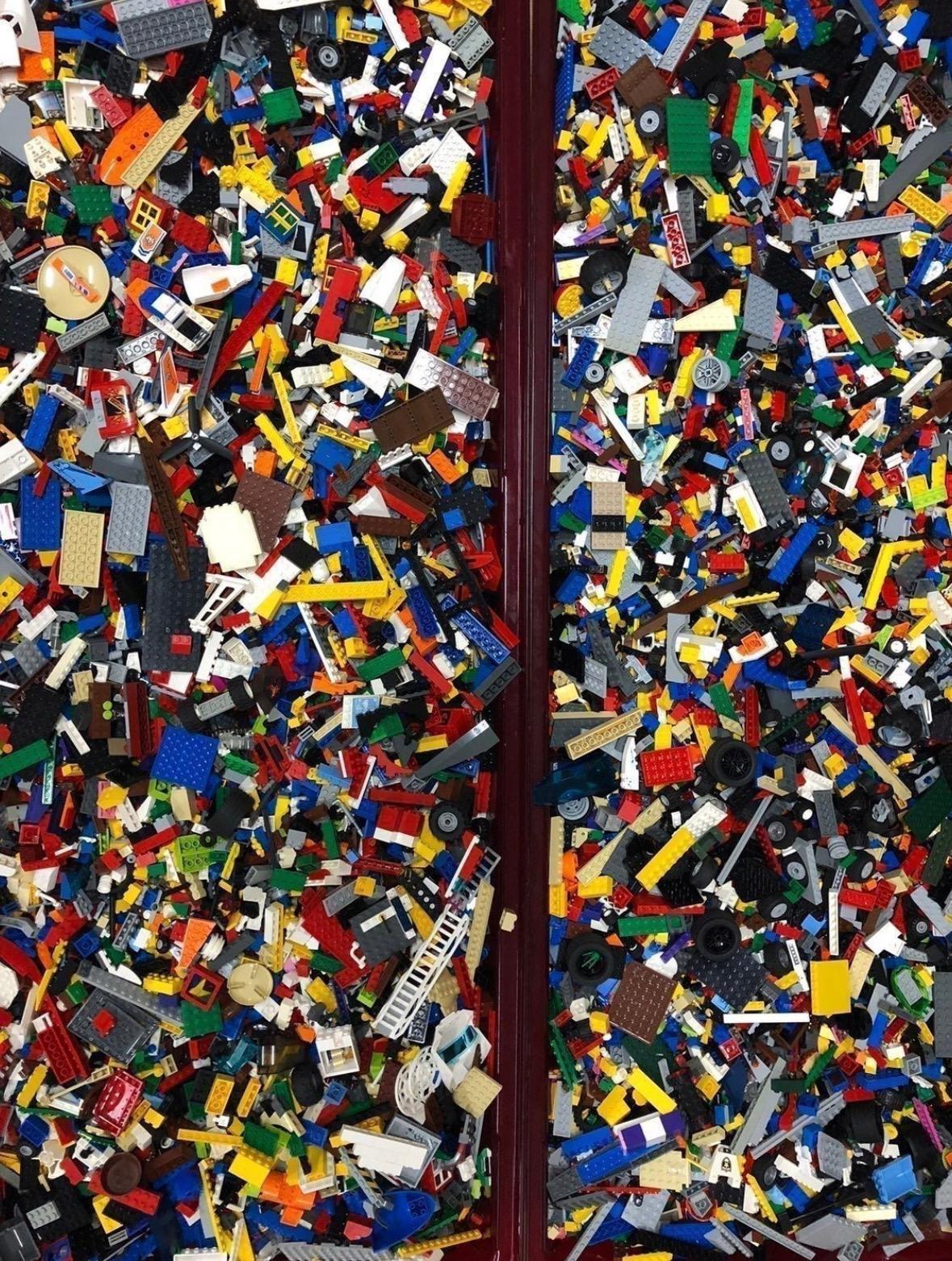 Bulk Lego for Free Play Building, MOC, STEM, Classroom and Educational Play!! - 2lbs